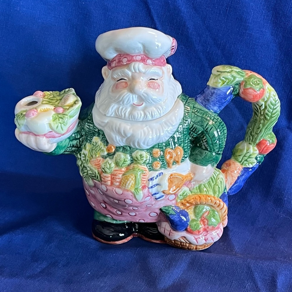 Christmas Santa Teapot WCL Ceramic Fully Func. Baker Chef Farmer Garden 8.5”